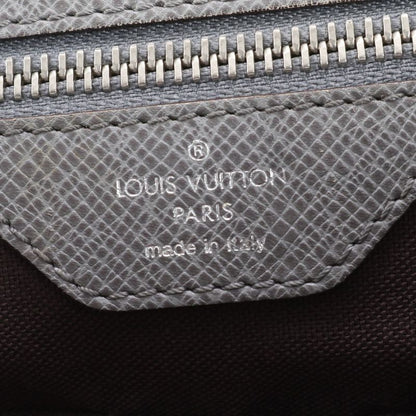 Louis Vuitton Taiga Vasili PM M32641 Leather 2WAY Business Bag Crossbody