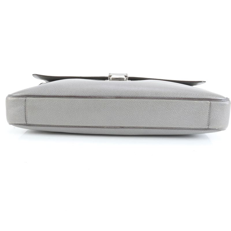 Louis Vuitton Taiga Vasili PM M32641 Leather 2WAY Business Bag Crossbody