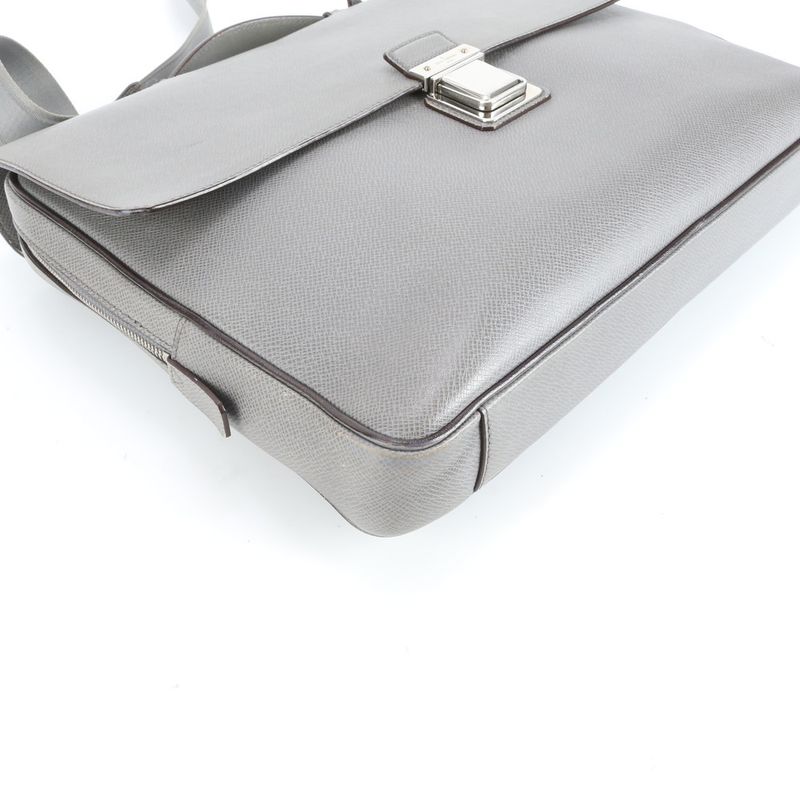 Louis Vuitton Taiga Vasili PM M32641 Leather 2WAY Business Bag Crossbody