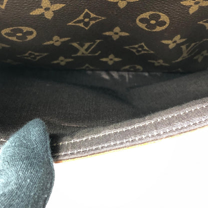 Louis Vuitton Unisex Shoulder Bag Monogram Trocadero 30 Pocket Inside