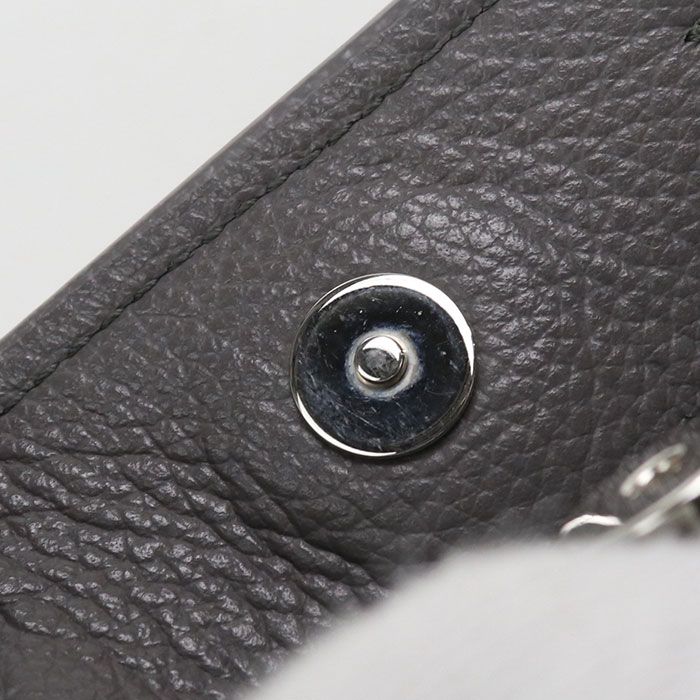 Balenciaga 2WAY Everyday 2.0 North South XS 672793 15yun 1190 Tote Bag Leather