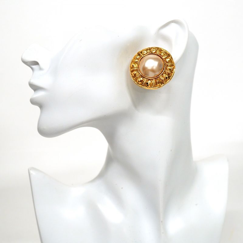 Chanel Earrings Vintage Round Shape Circle GP Plated Faux Pearl Gold Ladies