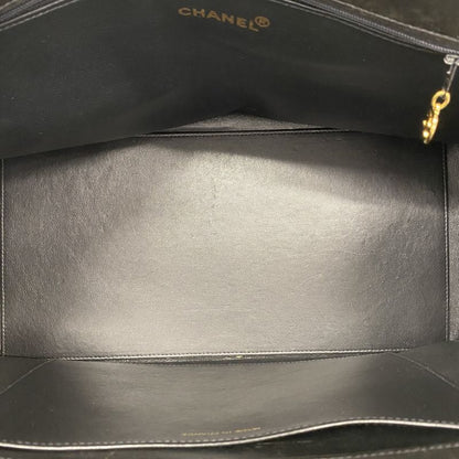 Chanel Tote Bag Matelasse Chain Patent Leather Black Gold Hardware Women's