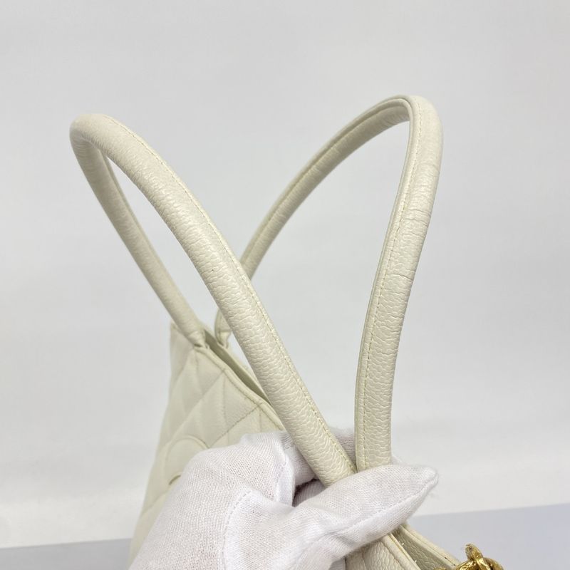 Chanel Tote Bag Revival Tote Caviar Skin White Gold Hardware Women's