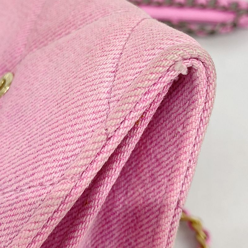 Chanel Shoulder Wallet Chanel 19 Denim Pink Gold/silver Hardware Women