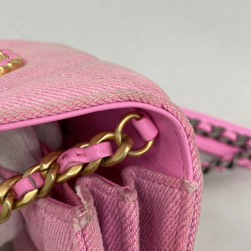 Chanel Shoulder Wallet Chanel 19 Denim Pink Gold/silver Hardware Women