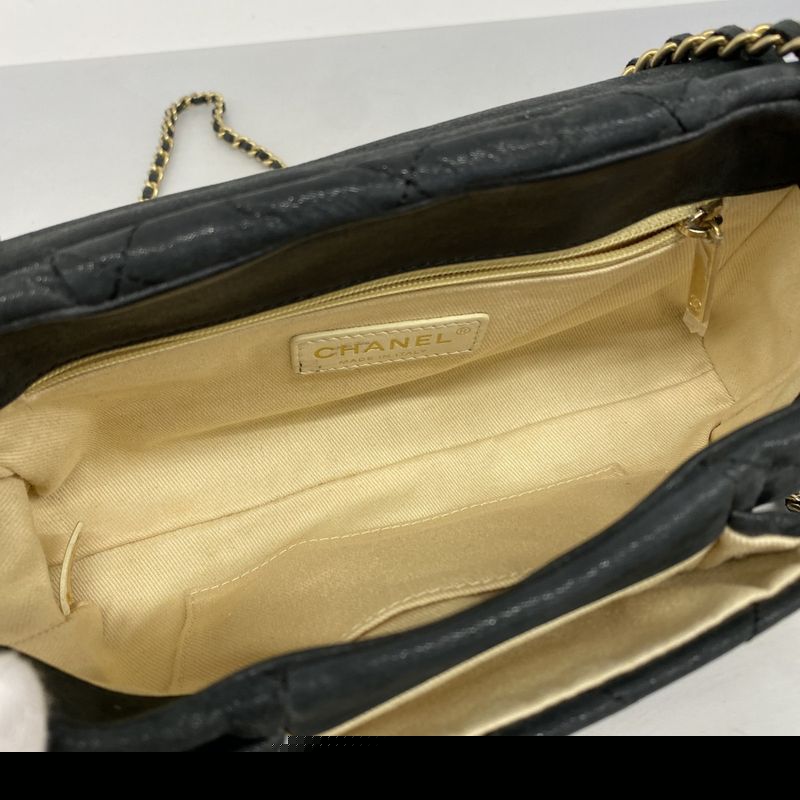 Chanel Shoulder Bag Matelasse Leather Black Gold Hardware Women