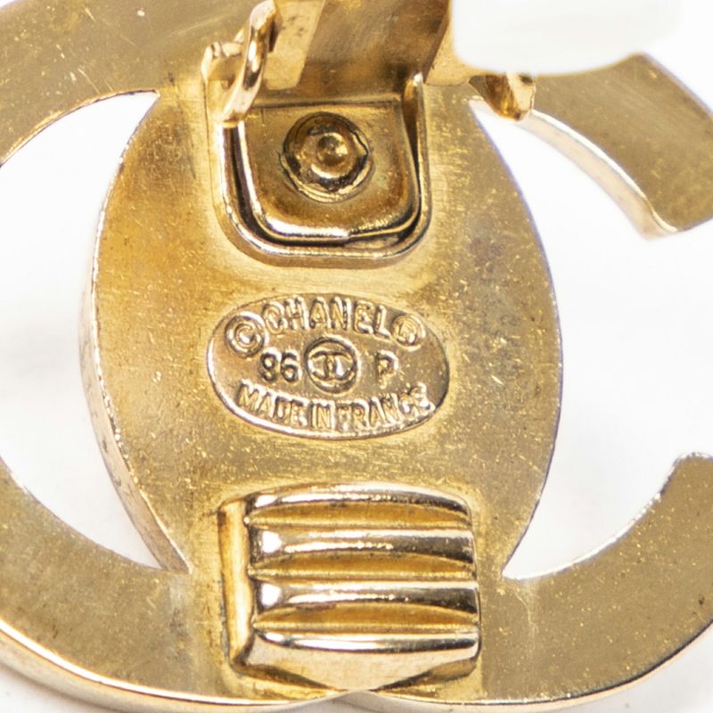 Chanelcc Turnlock Clip-on Earring Gold Plated A