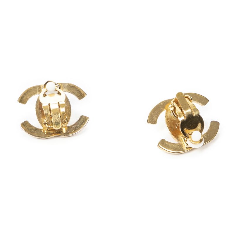 Chanelcc Turnlock Clip-on Earring Gold Plated A