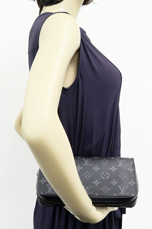 Louis Vuitton Round Zipper Long Wallet With Change Pocket Clutch Bag Monogram