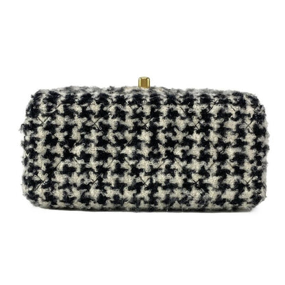 Chanel Shoulder Bag Mini Matelasse Ivory And Black Leather