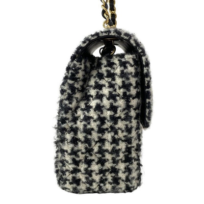 Chanel Shoulder Bag Mini Matelasse Ivory And Black Leather