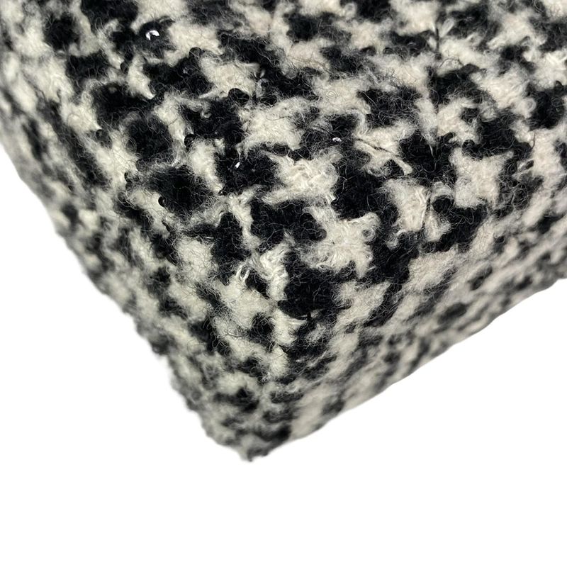 Chanel Shoulder Bag Mini Matelasse Ivory And Black Leather