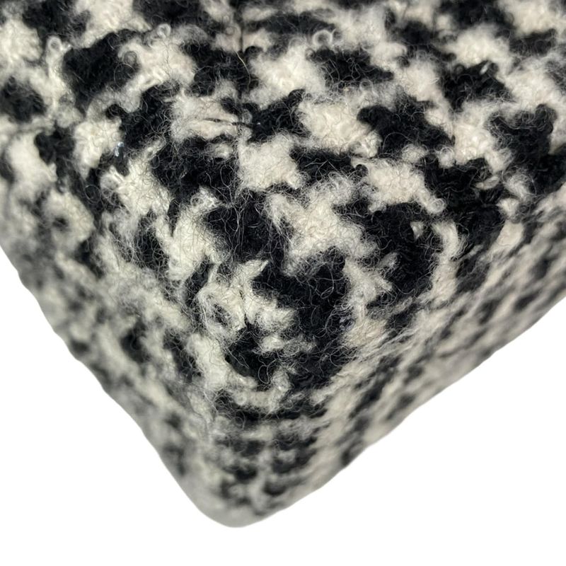 Chanel Shoulder Bag Mini Matelasse Ivory And Black Leather