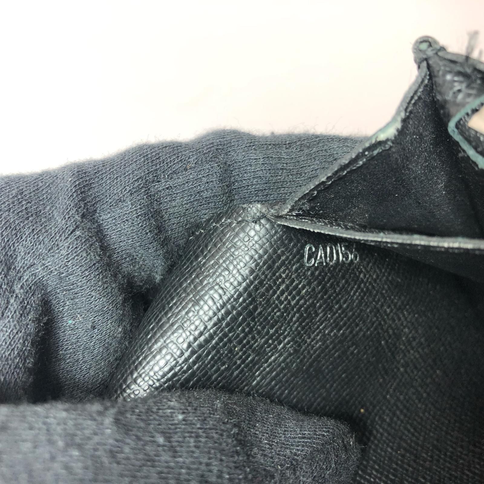 Louis Vuitton Men's Bi-Fold Long Wallet Epi Portefeuille Brother with