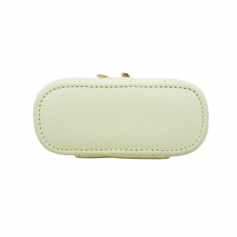 Chanel Shoulder Bag Matelasse Caviar Skin Green Chien Pan Gold Hardware Women