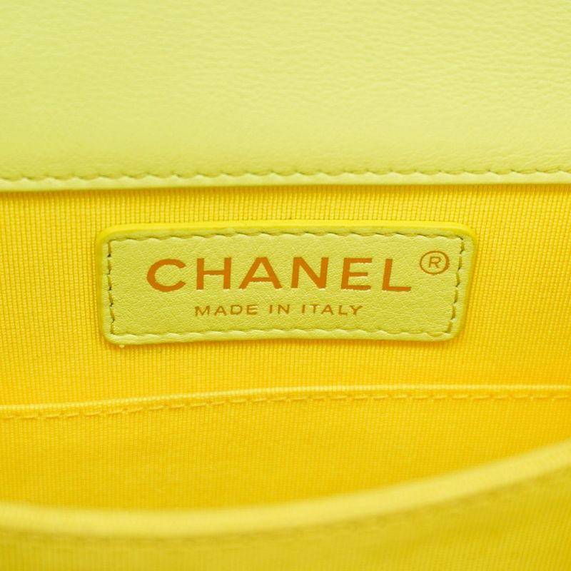Chanel Shoulder Bag Boy Chanel Lambskin Green Chien Pan Gold Hardware Women