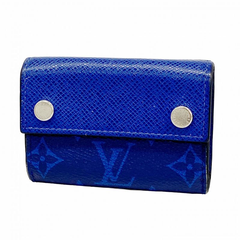 Louis Vuitton Taiga Llama Discovery Compact Wallet M67620 Cobalt Men's