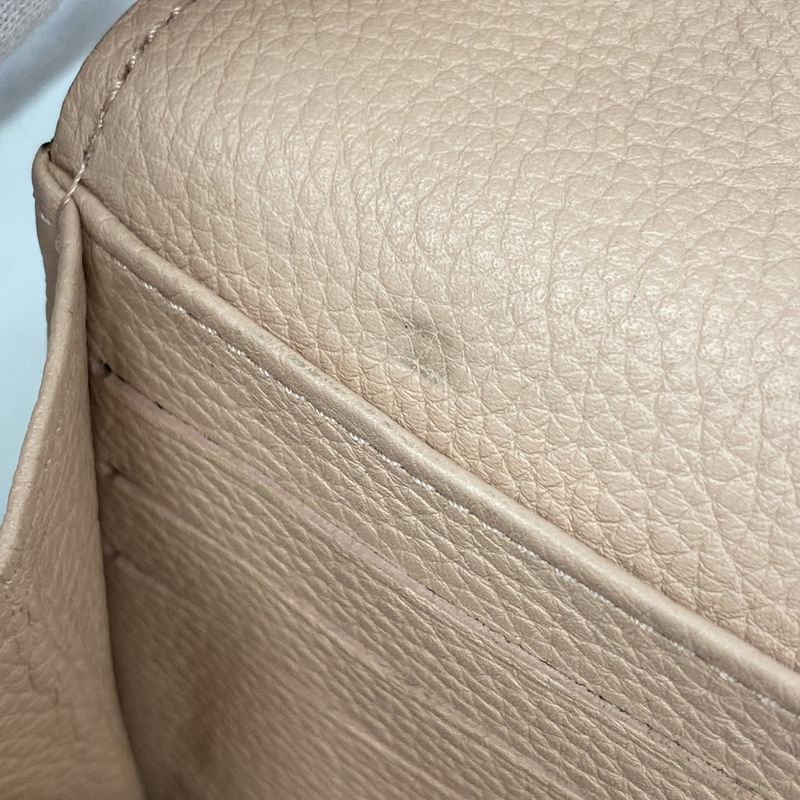 Louis Vuitton Mahina Portefeuille Iris M60145 Magnolia Women's Long Wallet