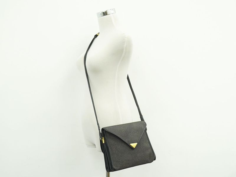 Authentic Yves Saint Laurent YVES Saint Laurent YSL PVC Shoulder Bag Pochette