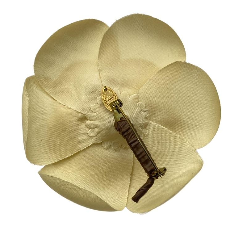 Chanel Brooch Camellia Ivory And Gold