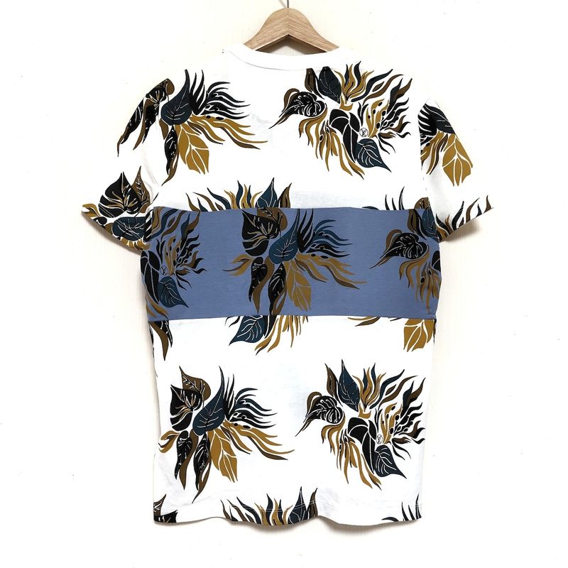 Louis Vuitton Short Sleeve T-shirt Size XS Men's - White X Blue Grey X Multi