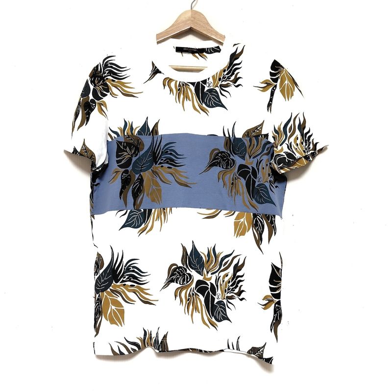 Louis Vuitton Short Sleeve T-shirt Size XS Men's - White X Blue Grey X Multi