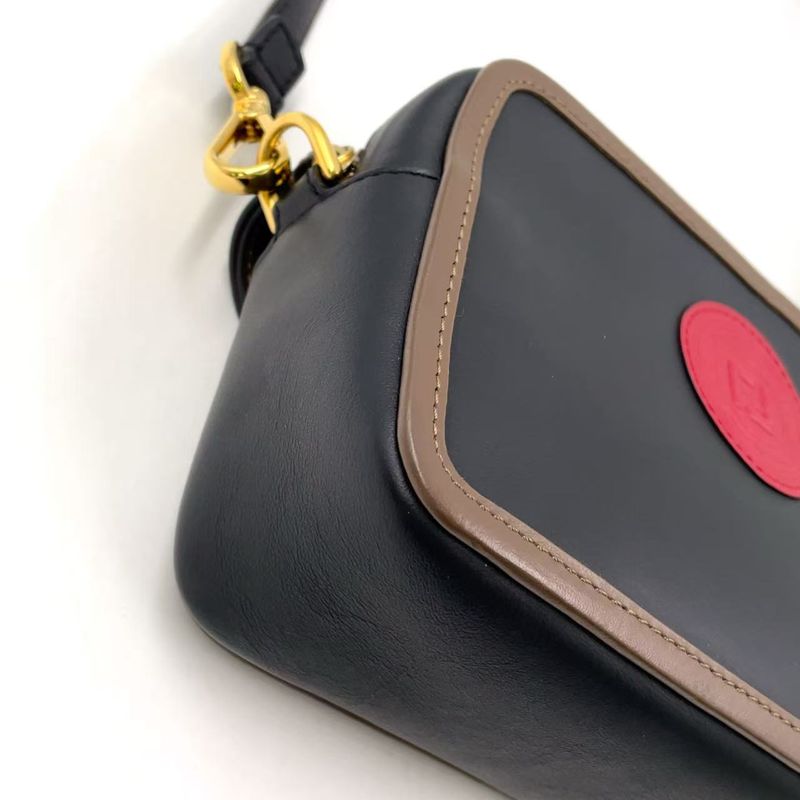 Fendi Cam Leather Brown And Black Shoulder Bag Gold 8bs019