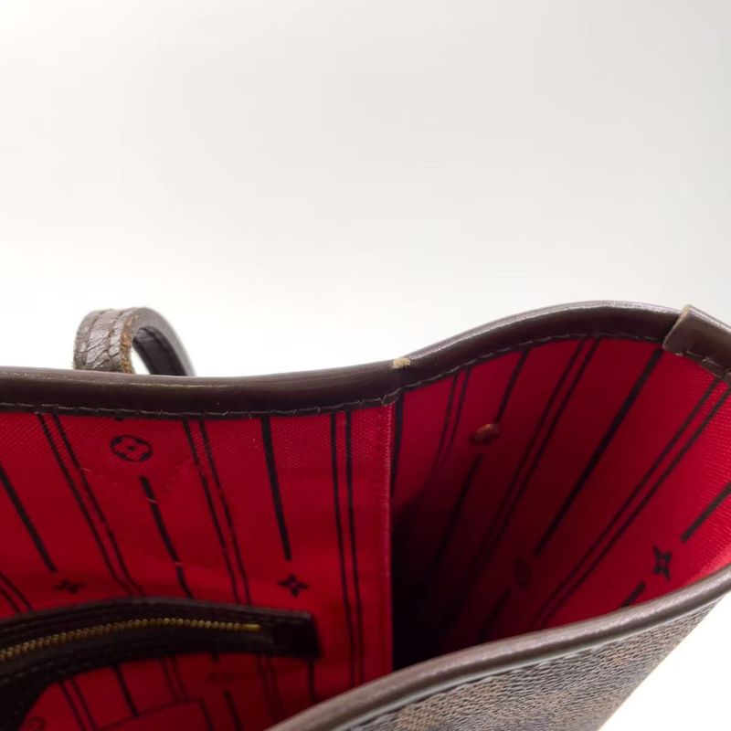 Louis Vuitton Neverfull MM Damier Ebene Damier Ebene Leather × PVC Brown × Red