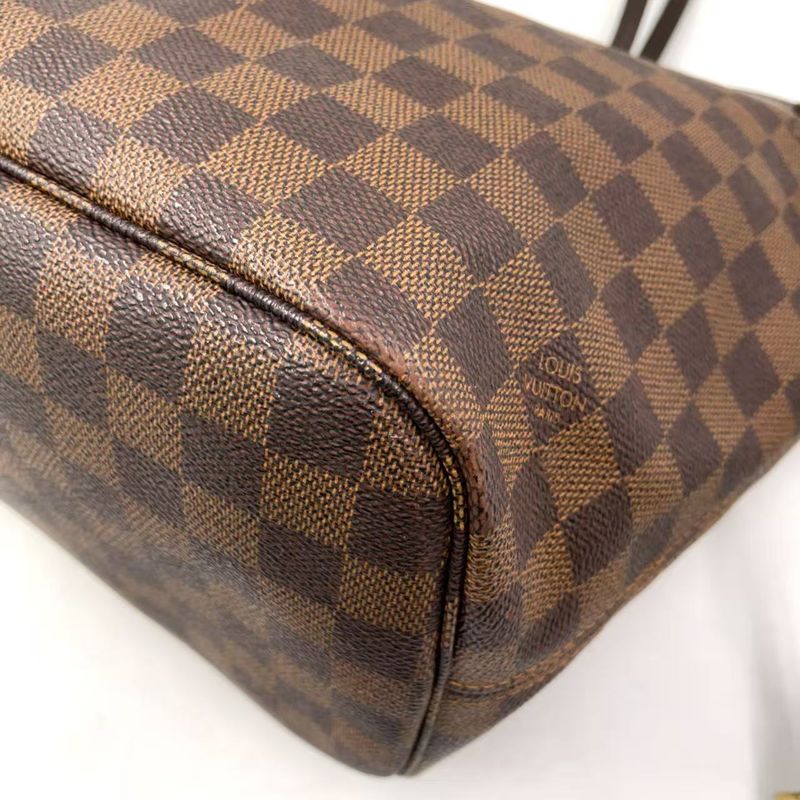 Louis Vuitton Neverfull MM Damier Ebene Damier Ebene Leather × PVC Brown × Red