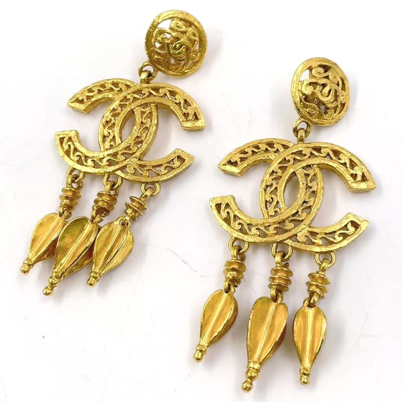 Chanel Coco Mark Fringe GP Gold Earrings