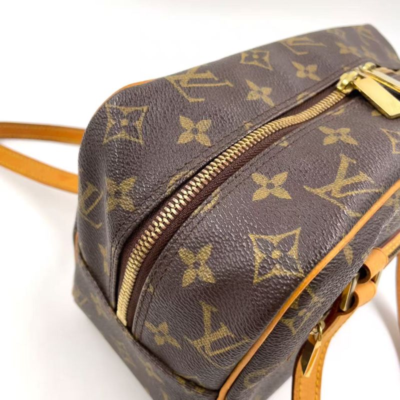 Louis Vuitton Cité MM Monogram Leather × PVC Brown Shoulder Bag Gold M51182