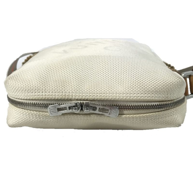 Louis Vuitton Shoulder Bag Weatherly M80637 Damier Geant Canvas White
