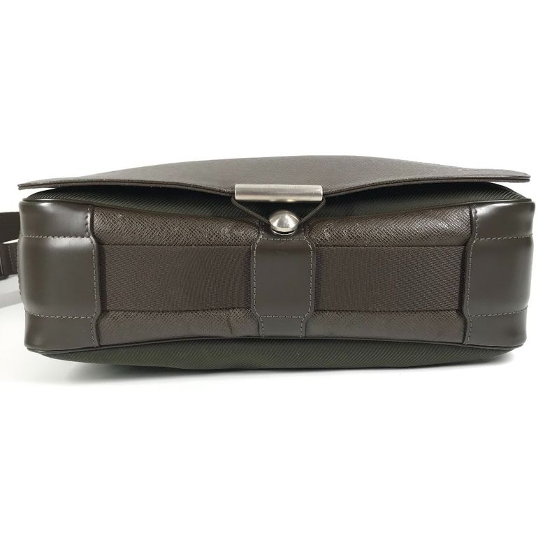 Louis Vuitton Shoulder Bag Victor M30148 Taiga Leather Grizzly Brown