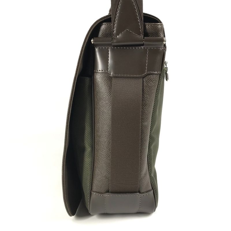 Louis Vuitton Shoulder Bag Victor M30148 Taiga Leather Grizzly Brown