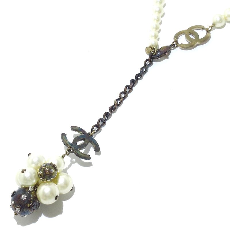 Chanel Necklace - Ivory And Silver Coco Mark / Pearl / Rhinestone