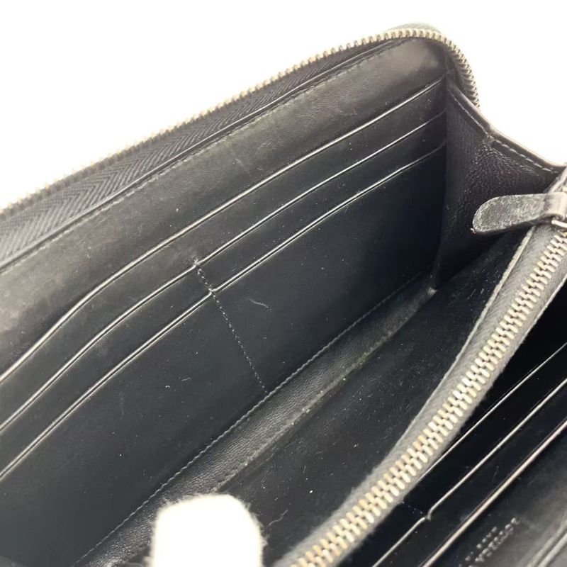 Bottega Veneta Intrecciato Round Zip Leather Black Long Wallet Black