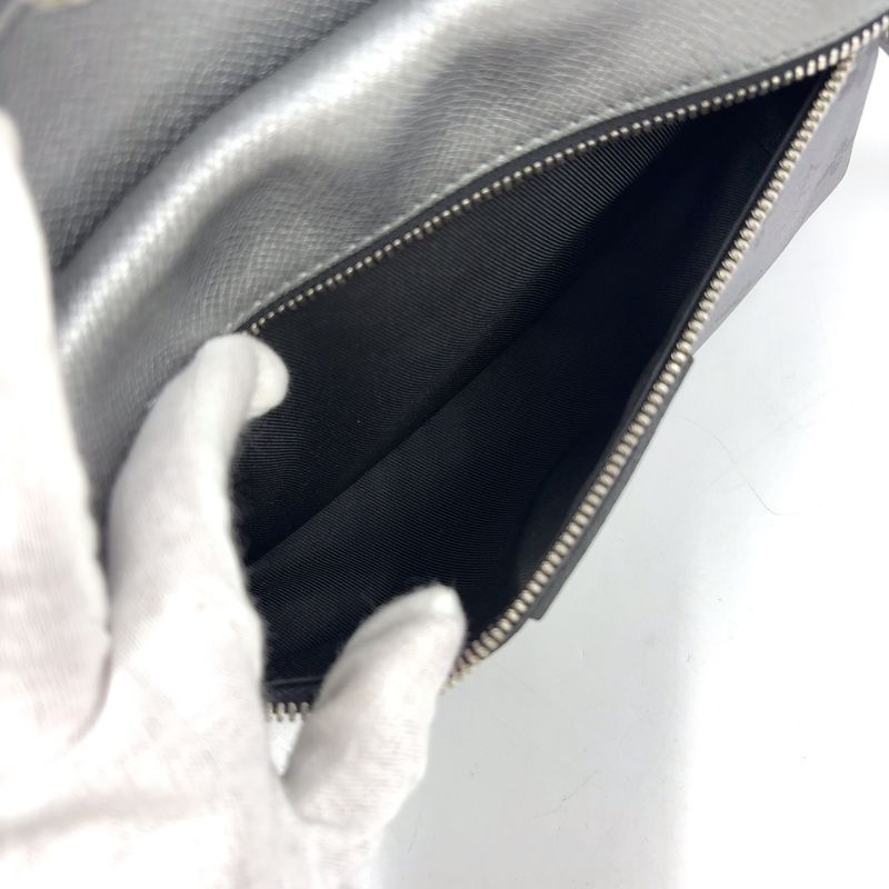 Louis Vuitton Outdoor Messenger Coated Canvas And Calf Silver Shoulder Bag