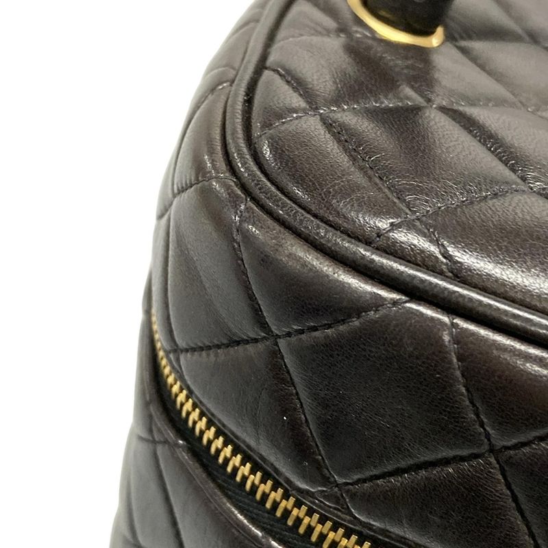 Chanel Vanity Bag Matelasse Black Gold Hardware Lambskin