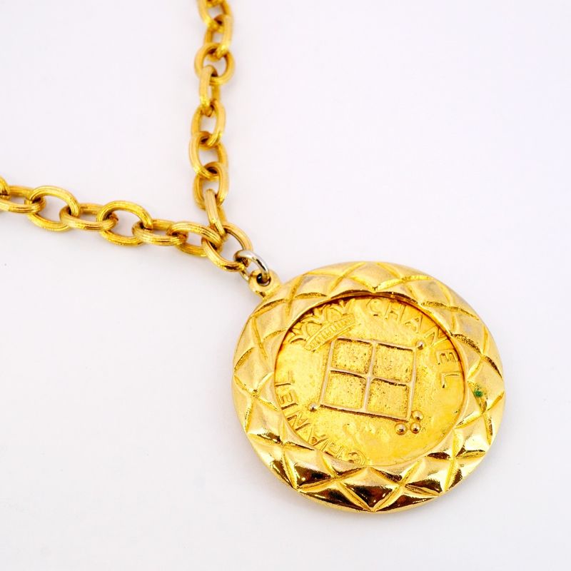 Chanel Necklace Vintage Coco Mark Chanel Logo/matelasse Round Shape Circle GP