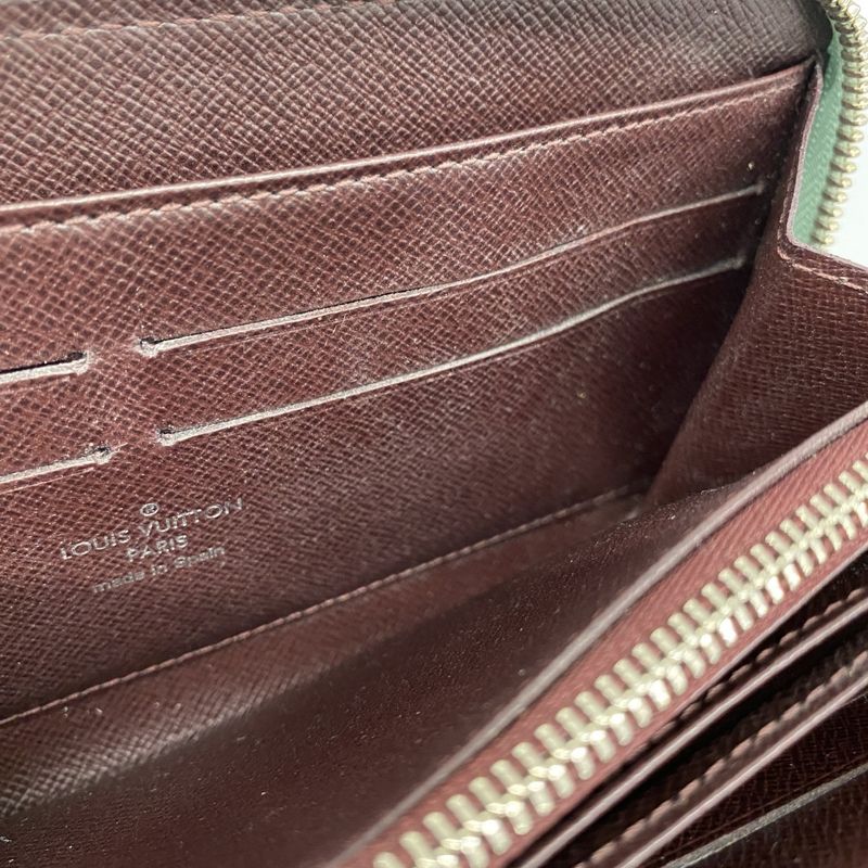 Louis Vuitton Epi Zippy Wallet M60313 Amande Electrique Cles Deuce