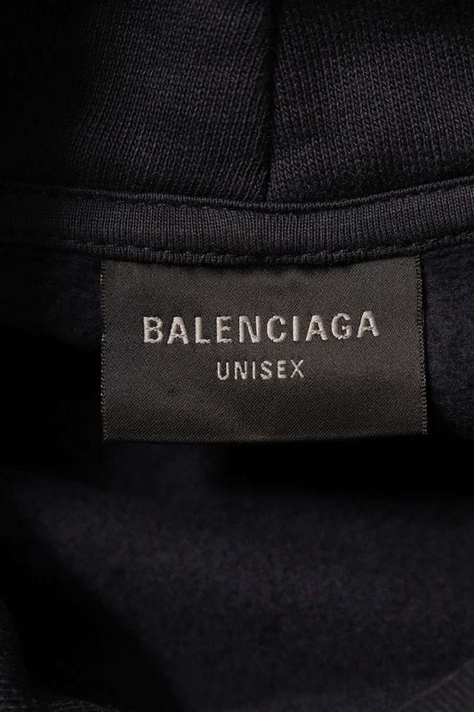 Balenciaga 25SS 783397 Tsvb5 Imprinted Cropped Pullover Hoodie Men 1