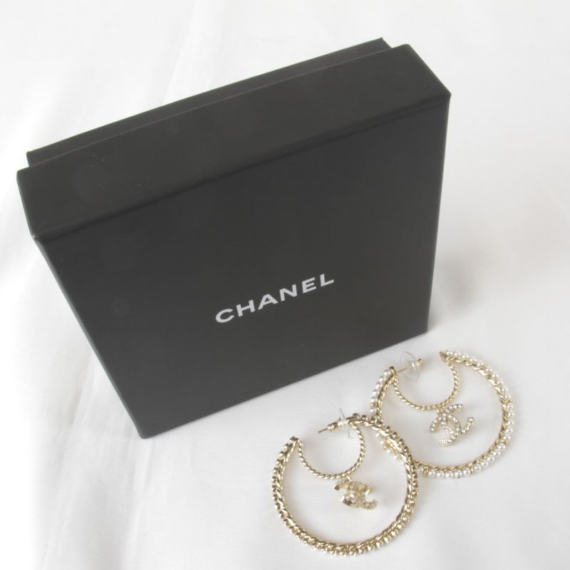 Metal Chanel Pearl/rhinestone Hoop Earrings With Box