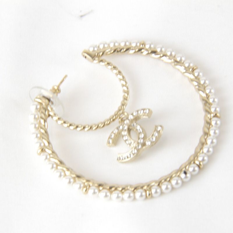 Metal Chanel Pearl/rhinestone Hoop Earrings With Box