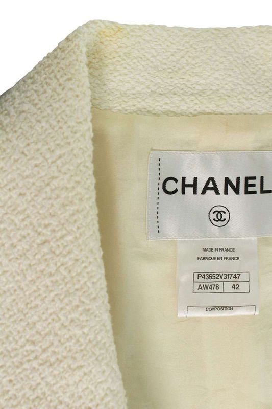 Chanel P43652v31747 Coco Mark Pearl Button Jacket Ladies 42