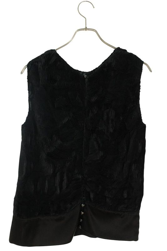 Chanel P43663v28591 Coco Mark Button Pleated Sleeveless Shirt Women's 42