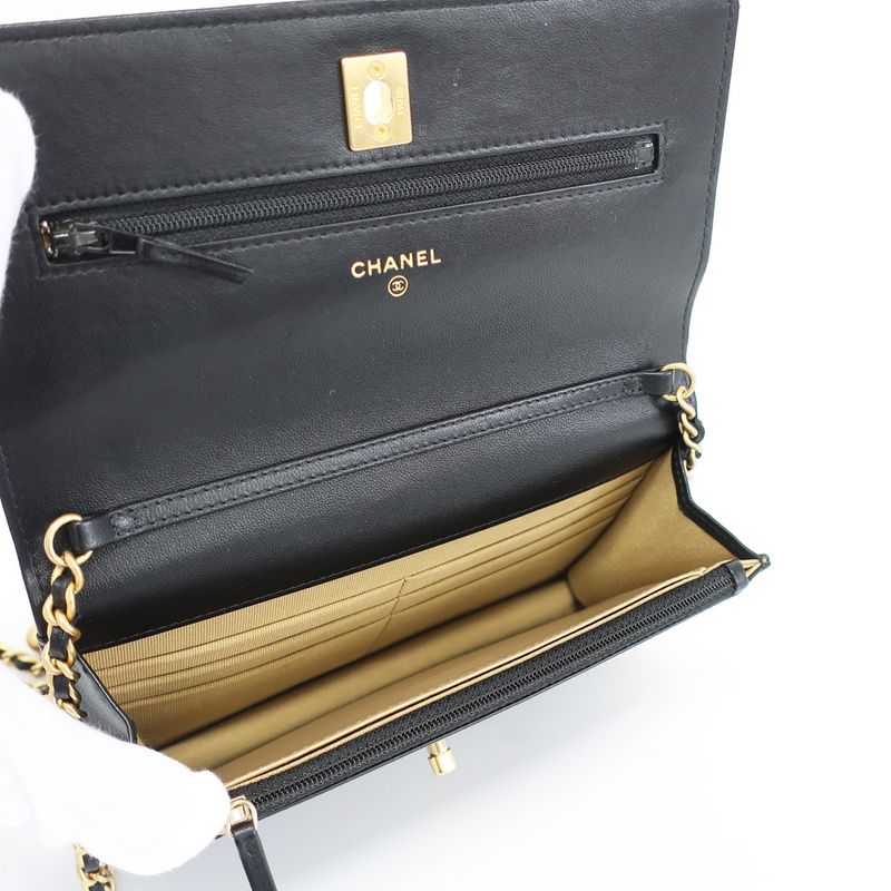 Chanel Chain Wallet Shoulder Bag Wallet Matelasse Black Leather Coco