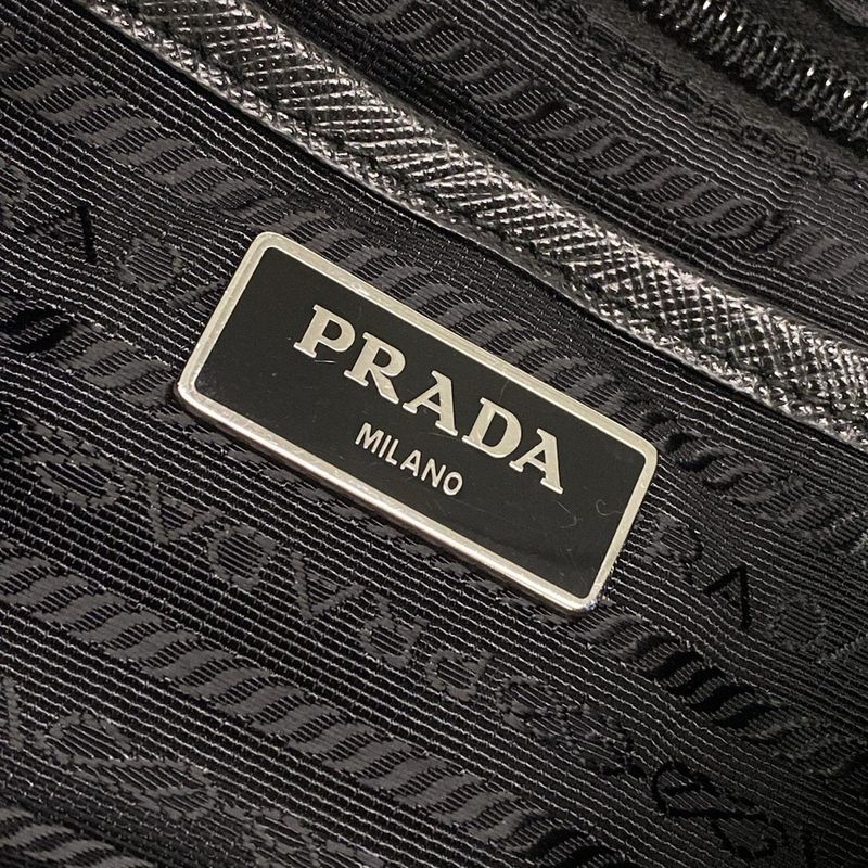 Prada Backpack Sac With Pouch Medium Re-nylon Backpack 1bz811 Black Re-nylon