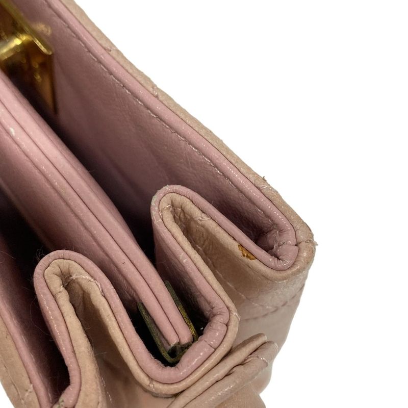 Chanel Handbag Matelasse / Trapezoid Bag Light Pink Gold Hardware / Mini