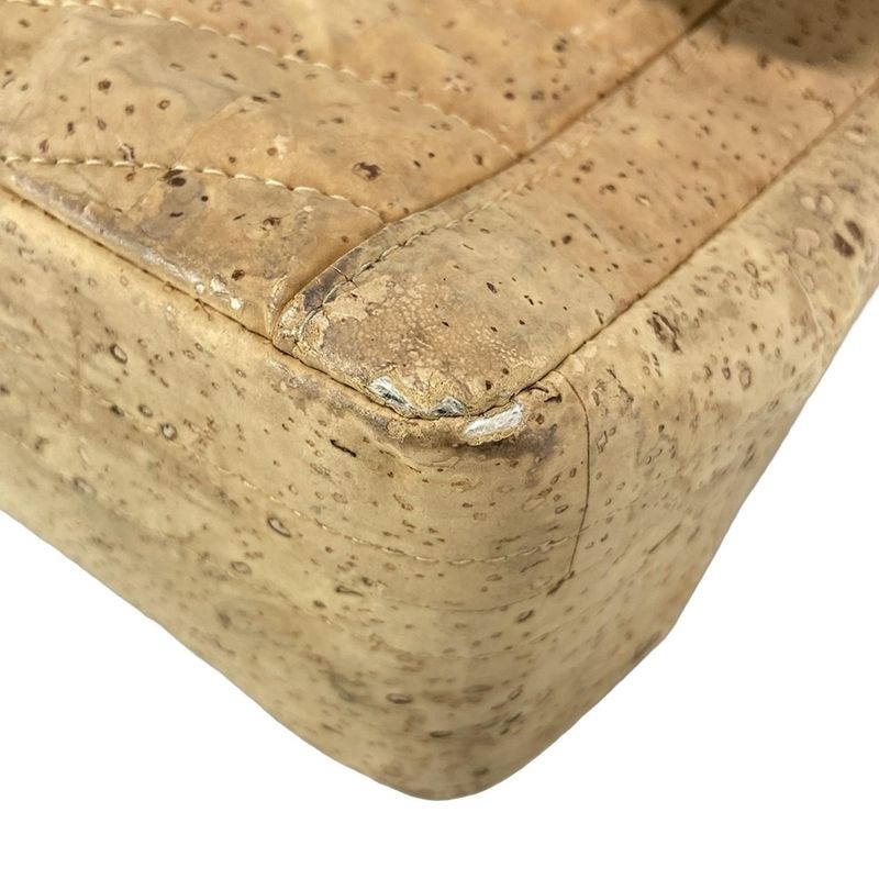 Chanel Shoulder Bag 255/v-stitching (chevron) Beige Chain Shoulder/matt Togo